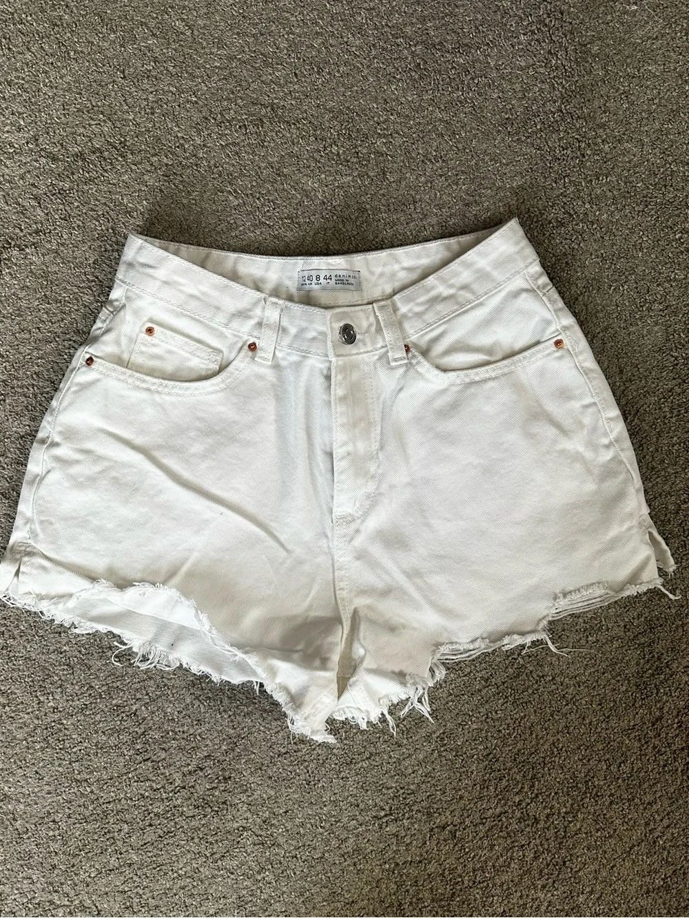 Denim&Co White Frayed Hem Denim Shorts NWOT
